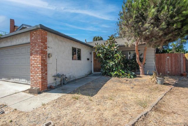 1823 Sparks Ct., San Diego, CA 92110