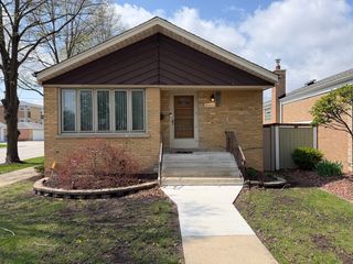 5258 S Mulligan Avenue, Chicago, IL 60638