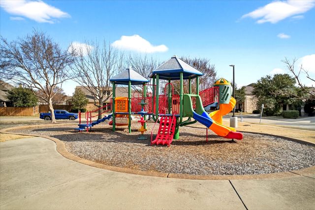 1709 Ringtail Drive, Little Elm, TX 75068