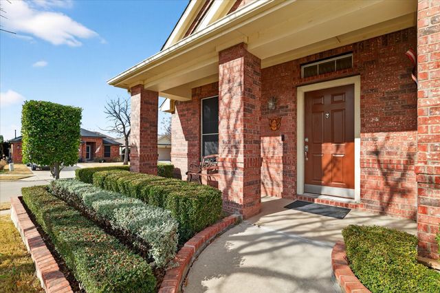 1709 Ringtail Drive, Little Elm, TX 75068
