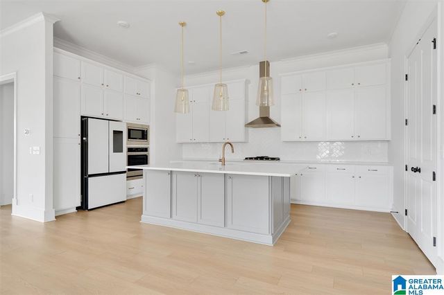 1032 CLIFTON ROAD, Hoover, AL 35244