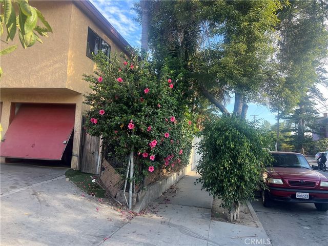 701 E Chestnut, Santa Ana, CA 92701