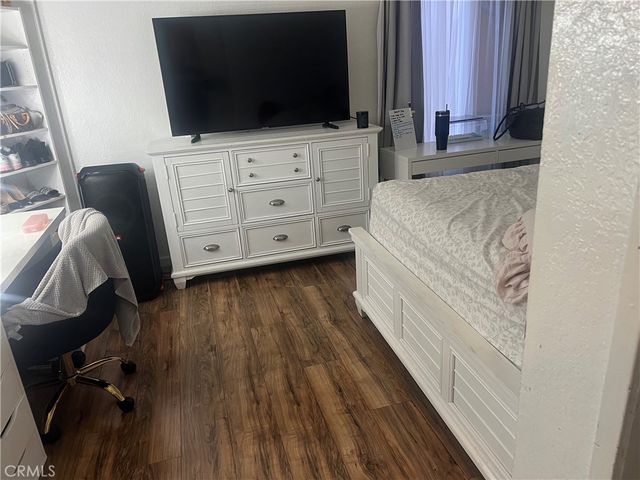 701 E Chestnut, Santa Ana, CA 92701