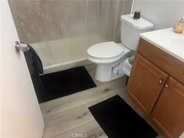 701 E Chestnut, Santa Ana, CA 92701