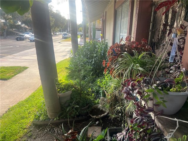 701 E Chestnut, Santa Ana, CA 92701