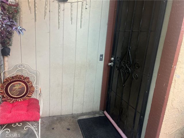 701 E Chestnut, Santa Ana, CA 92701