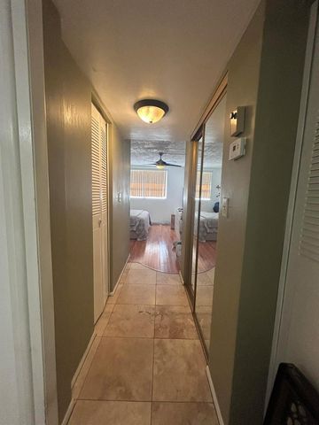 7300 NW 17th Street 402, Plantation, FL 33313