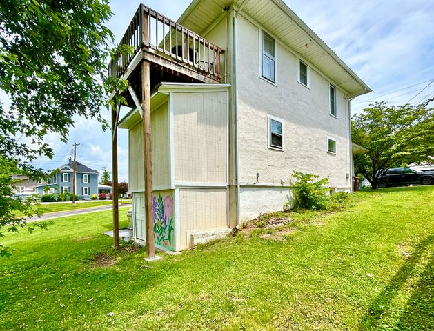 146 S Central Avenue, Somerset, KY 42501