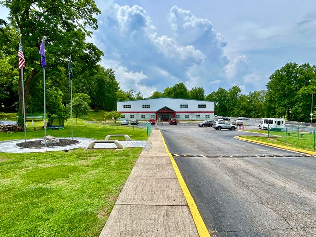 146 S Central Avenue, Somerset, KY 42501