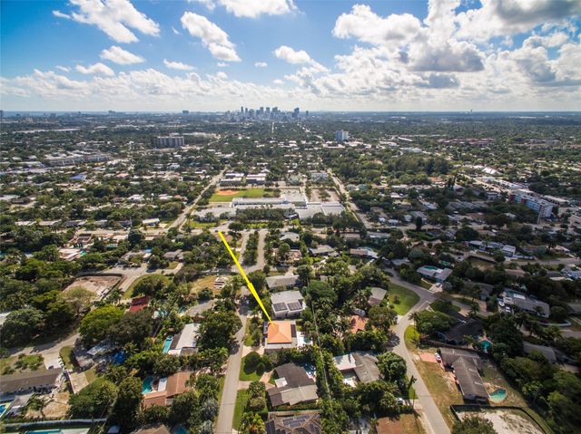 2701 NE 2nd Ave, Wilton Manors, FL 33334