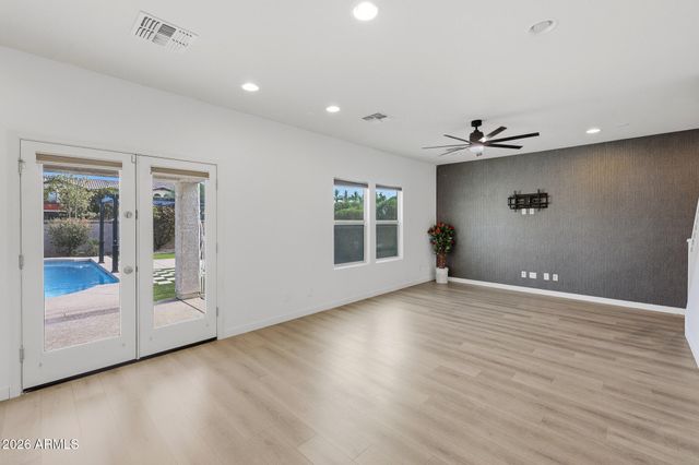 10731 W Yearling Road, Peoria, AZ 85383