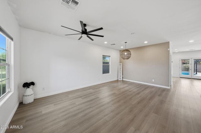 10731 W Yearling Road, Peoria, AZ 85383