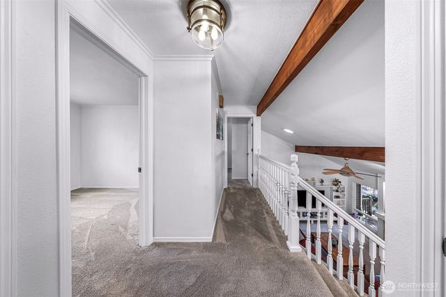 18811 SE 44th Way, Issaquah, WA 98027