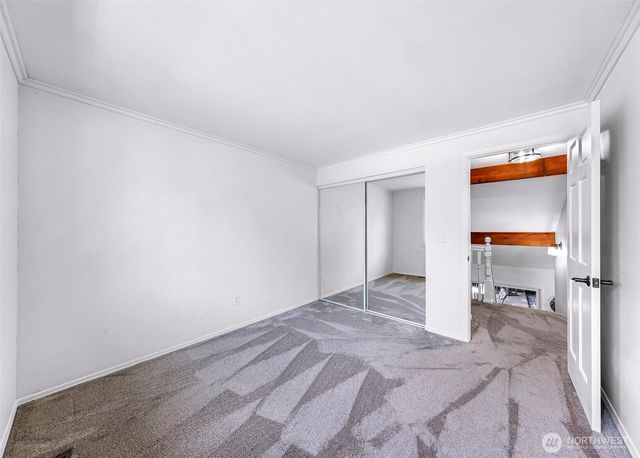 18811 SE 44th Way, Issaquah, WA 98027