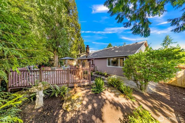 18811 SE 44th Way, Issaquah, WA 98027
