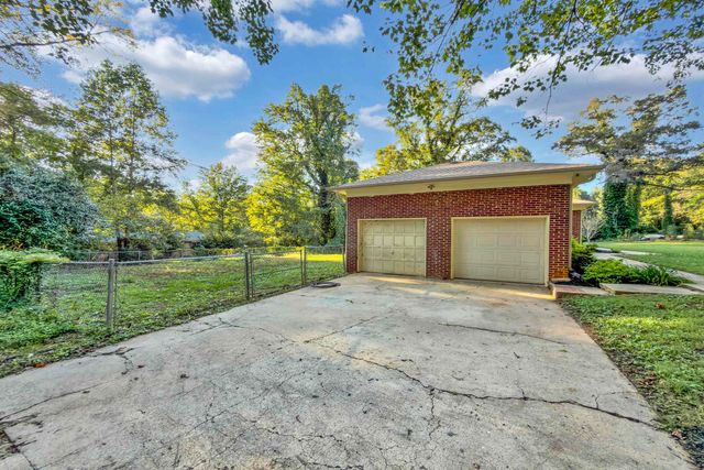 3823 Maid Marion Lane, Spartanburg, SC 29302