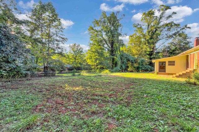 3823 Maid Marion Lane, Spartanburg, SC 29302