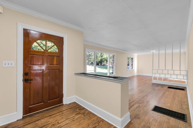 3823 Maid Marion Lane, Spartanburg, SC 29302