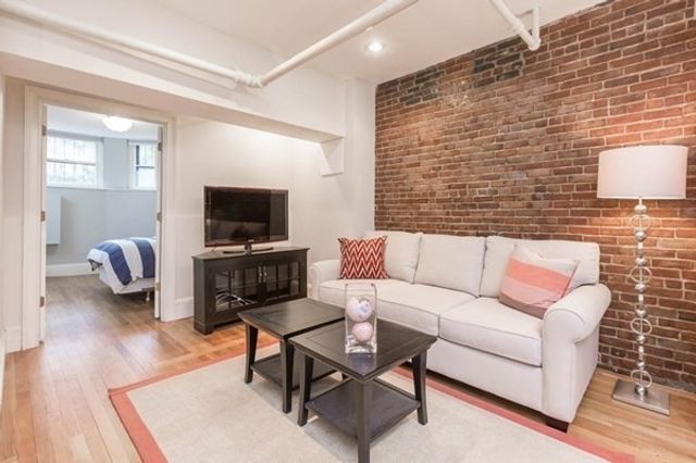 394 Marlborough St 1, Boston, MA 02115