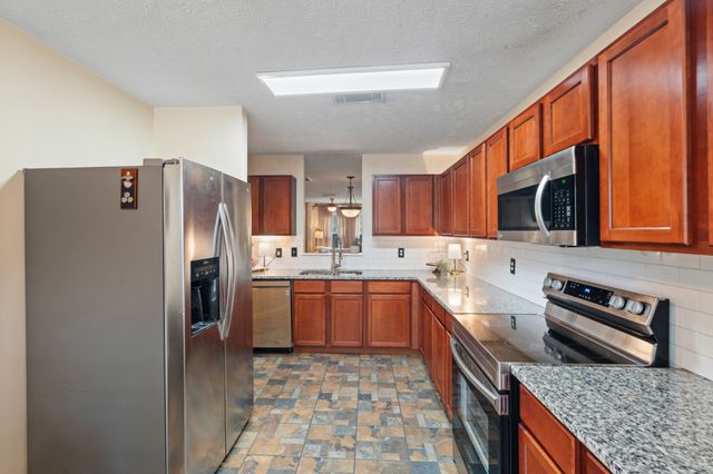 5830 Monroe Xing, Antioch, TN 37013