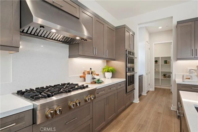 220 Edna Pkwy, Lake Forest, CA 92630
