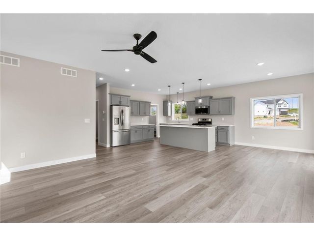 909 Dayton Avenue, Saint Paul, MN 55104