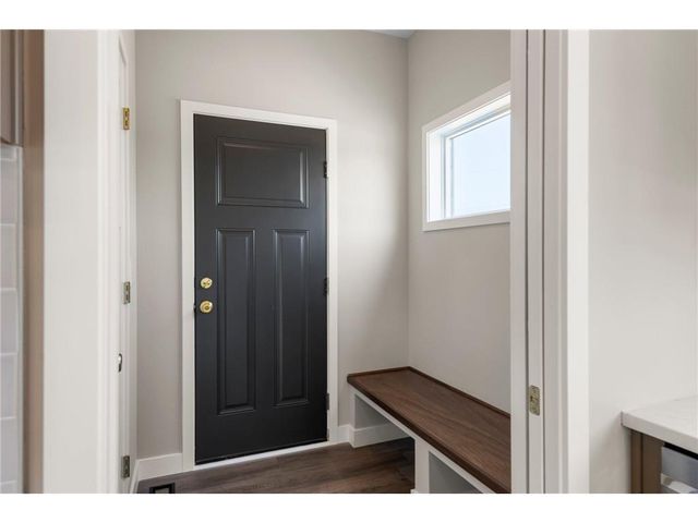 909 Dayton Avenue, Saint Paul, MN 55104