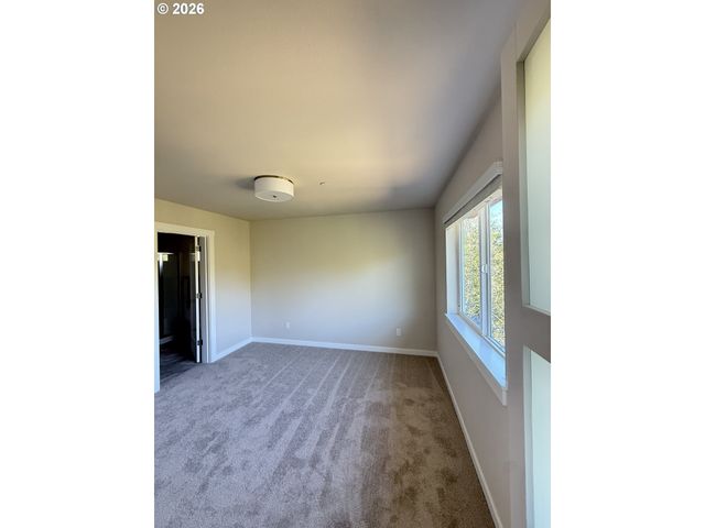 37101 Dubarko A1, Sandy, OR 97055
