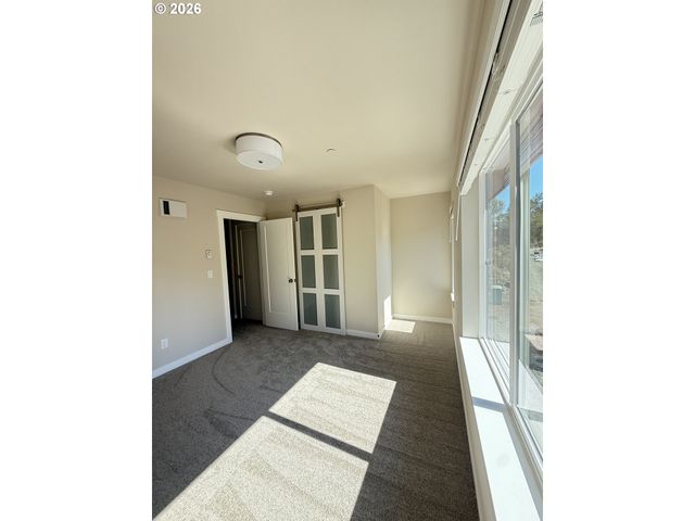 37101 Dubarko A1, Sandy, OR 97055