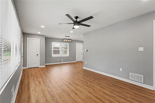 208 Silver Springs Circle SW, Atlanta, GA 30310