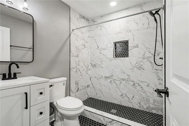 208 Silver Springs Circle SW, Atlanta, GA 30310