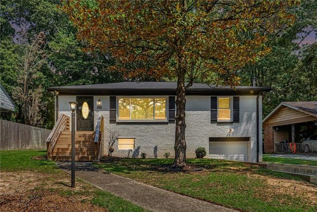 208 Silver Springs Circle SW, Atlanta, GA 30310