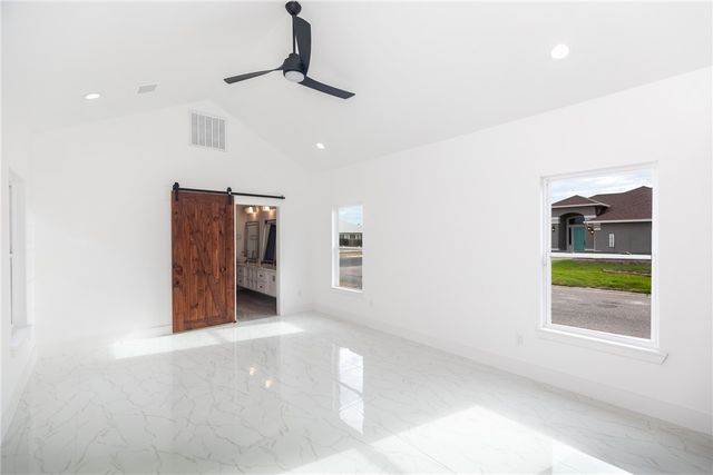 13974 Blackbeard Dr, Corpus Christi, TX 78418