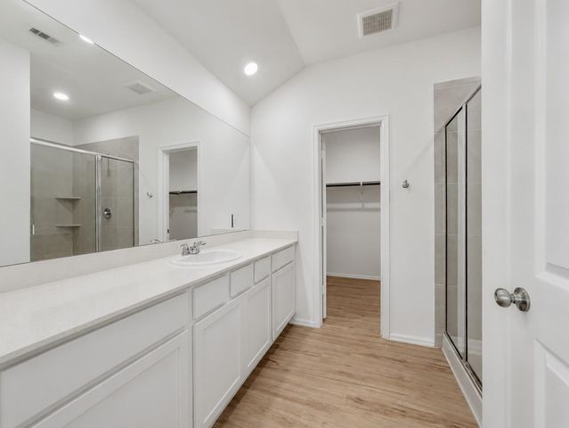 2011 Ballesteros Street, Crosby, TX 77532
