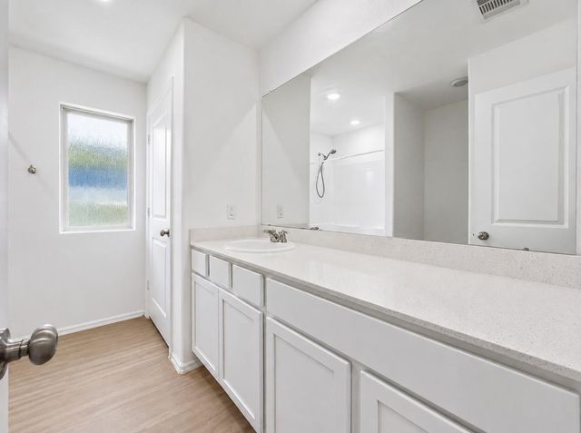 2011 Ballesteros Street, Crosby, TX 77532