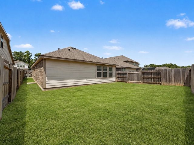 2011 Ballesteros Street, Crosby, TX 77532
