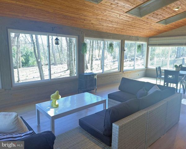 2 BITTERSWEET DR, West Chester, PA 19382