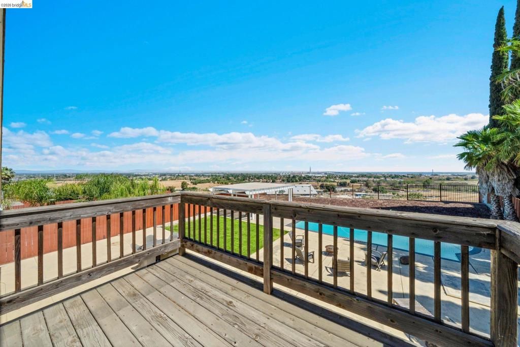Image 12 of property listing at 2741 Bluebell Cir, Antioch, CA 94531