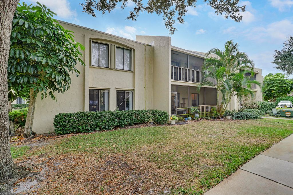 150 Pineview Road C4, Jupiter, FL 33469