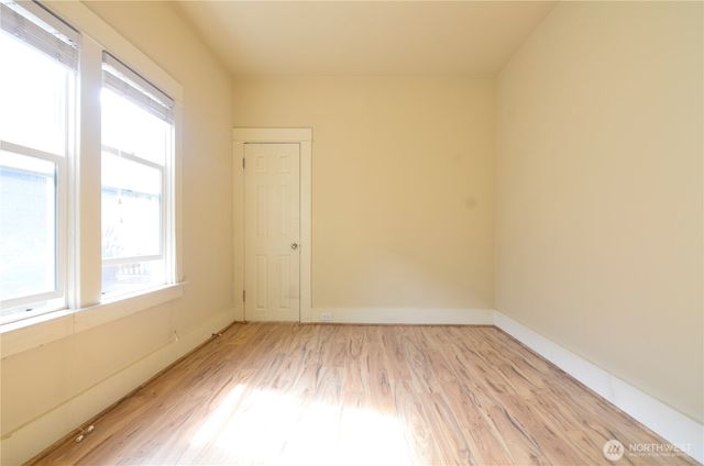 2138 N 50 Street, Seattle, WA 98103