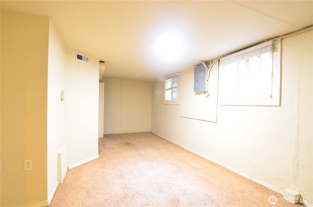 2138 N 50 Street, Seattle, WA 98103