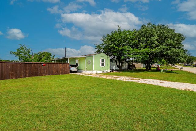 1501 Lark Court, Pelican Bay, TX 76020