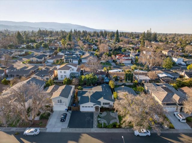 1065 Huntingdon Drive, San Jose, CA 95129