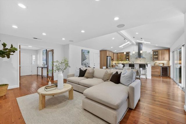 1065 Huntingdon Drive, San Jose, CA 95129