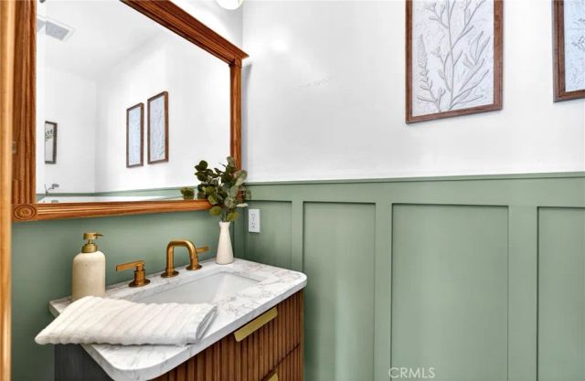 256 Juniper Ave B6, Carlsbad, CA 92008