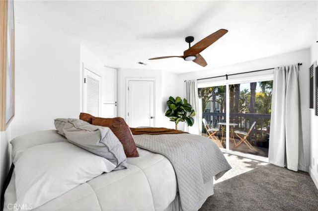 256 Juniper Ave B6, Carlsbad, CA 92008