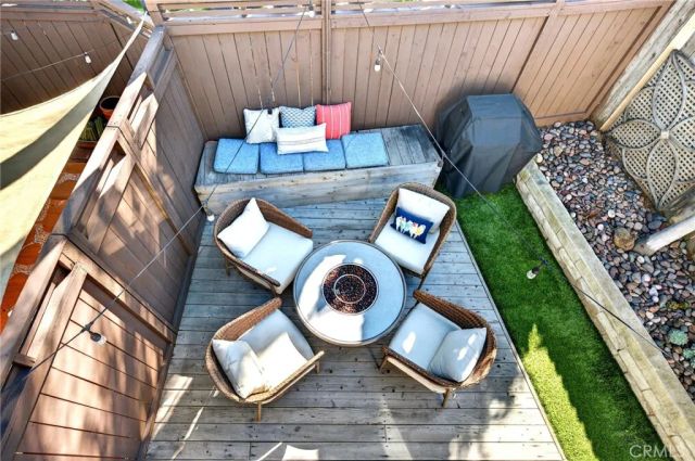 256 Juniper Ave B6, Carlsbad, CA 92008