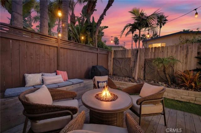 256 Juniper Ave B6, Carlsbad, CA 92008