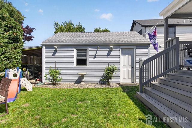 49 S 2nd Street S, Fords, NJ 08863