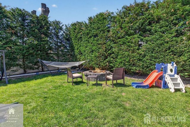 49 S 2nd Street S, Fords, NJ 08863